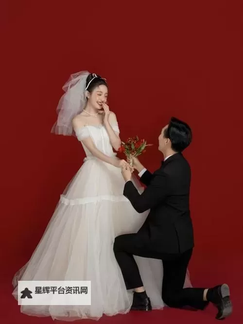 温馨瞬间定格：镇江结婚照收藏指南图1