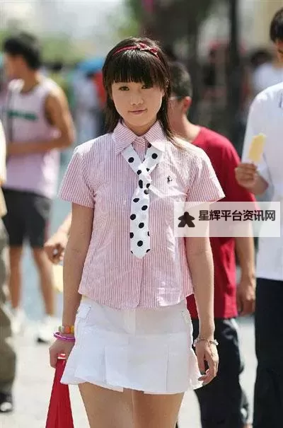 张悠雨人体艺术写真精彩呈现图1