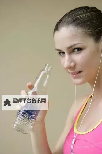 玉女包玉婷：青春与优雅的完美演绎图1
