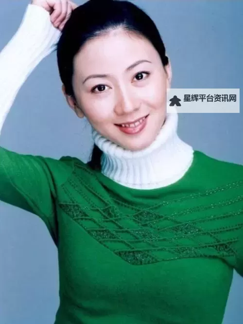 探索极致美学:最大胆美女人体艺术魅力展现图1