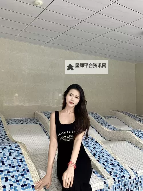天天高日色：探寻四季变幻中的灿烂阳光图1
