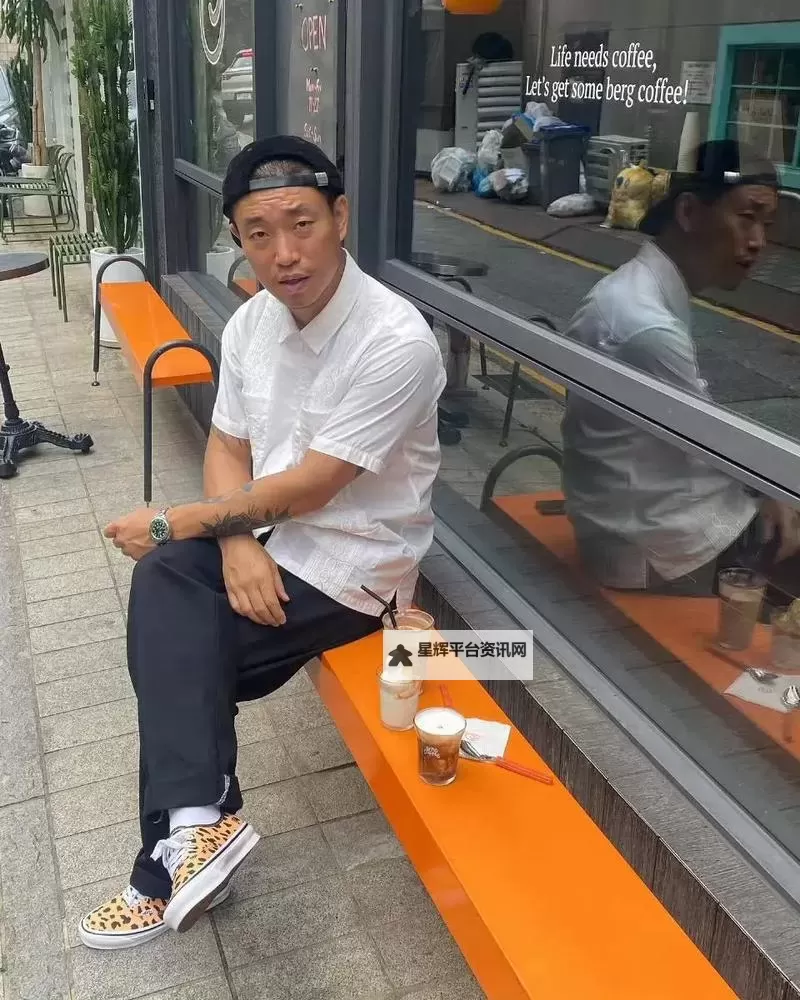 中国帅气体育生gary的介绍：炫酷青春的运动风采图1