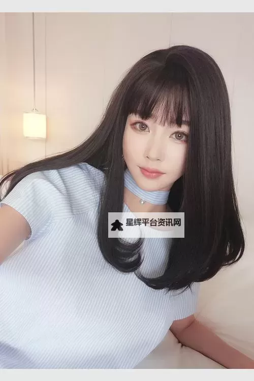 时尚必备:直发梨花头打造清新自然魅力图1