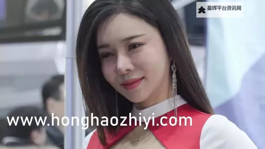 麻花传剧原创mv在线看完整版高清官网：光影里的戏梦与人间烟火图1